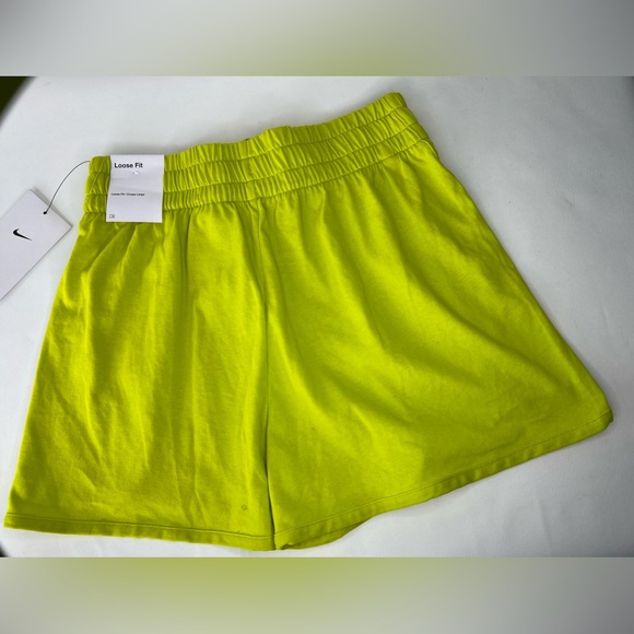 Nike DRI-FIT Big Kids’ (Girls’) High Waisted Loose Fit Training Shorts Size:M - Picture 3 of 11